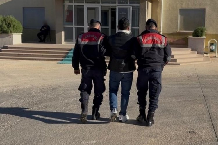 Kesinleşmiş 31 yıl hapis cezasıyla aranan şahsı jandarma yakaladı