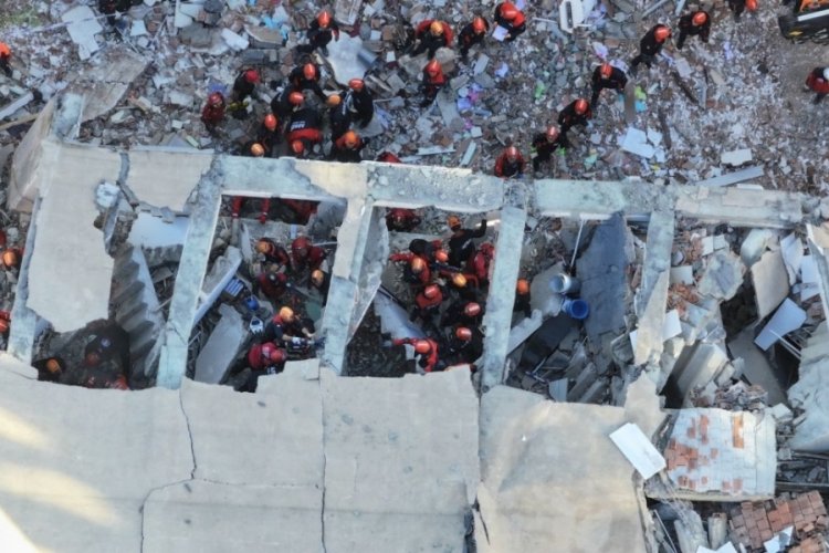 1999 &ouml;ncesine dikkat! T&uuml;rkiye'de 6 milyon riskli yapı var