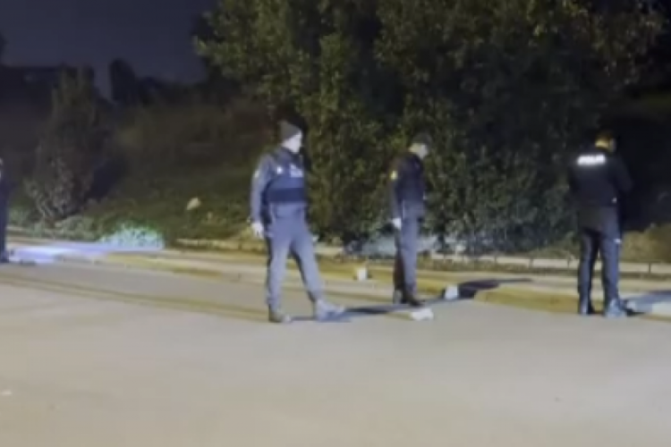 Gen&ccedil; adam kurşunların hedefi oldu