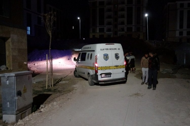 Şantiyede silahla vurulan iş&ccedil;i hastaneye kaldırıldı