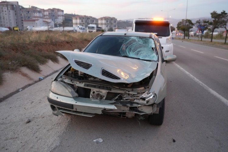 Otomobilin &ccedil;arptığı yaya hayatını kaybetti