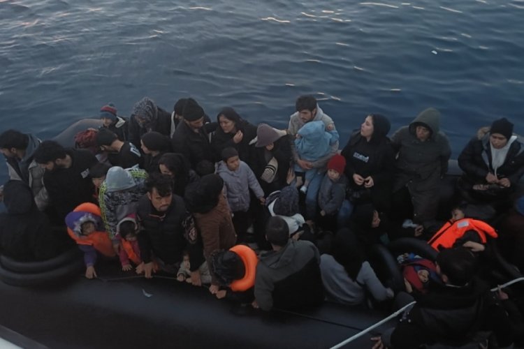 &Ccedil;anakkale'de 42 d&uuml;zensiz g&ouml;&ccedil;men yakalandı