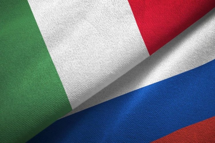 İtalya, Rus B&uuml;y&uuml;kel&ccedil;isi'ni Bakanlığa &ccedil;ağırdı