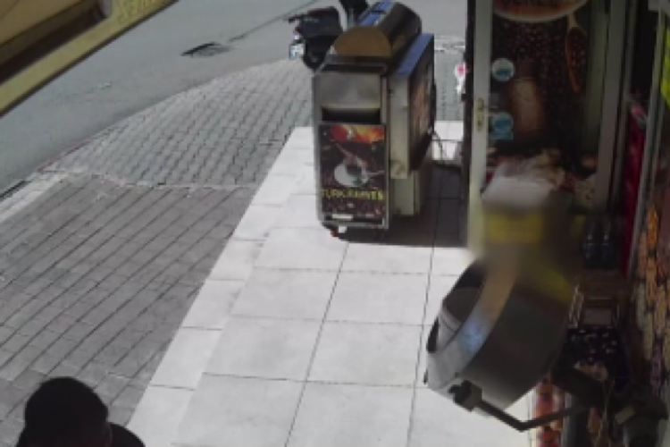 Markette hırsızlık yapan şahıs ilginç savunma! - Bursada Bugün - Bursa bursa haber bursa haberi bursa haberleri Bursa