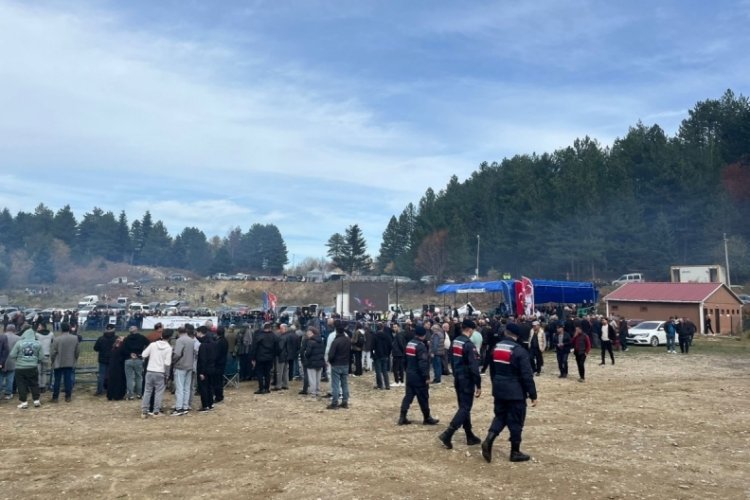 Bursa'da yapılan boğa g&uuml;reşlerinde Jandarma'dan geniş g&uuml;venlik &ouml;nlemi!
