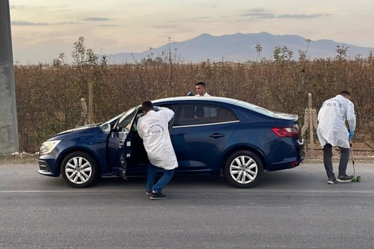 Otomobilin çarptığı yaşlı kadın hayatını kaybetti
