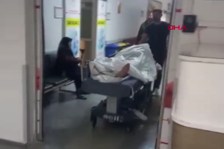 Aksaray'da silahlı alacak kavgası: 1 &ouml;l&uuml;, 2 yaralı