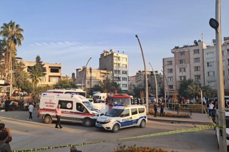 Halk otob&uuml;s&uuml;n&uuml;n &ccedil;arptığı yaya hayatını kaybetti!