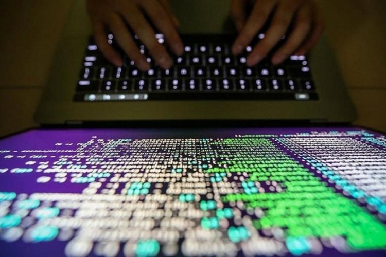 Collins S&ouml;zl&uuml;ğ&uuml; 2025'in "Yılın Kelimesi"ni se&ccedil;ti: "Vibe coding"