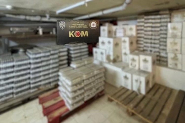 81 ilde alkoll&uuml; i&ccedil;ki ka&ccedil;ak&ccedil;ılığı ve sahteciliğine operasyon! &Ccedil;ok sayıda kişiye işlem yapıldı