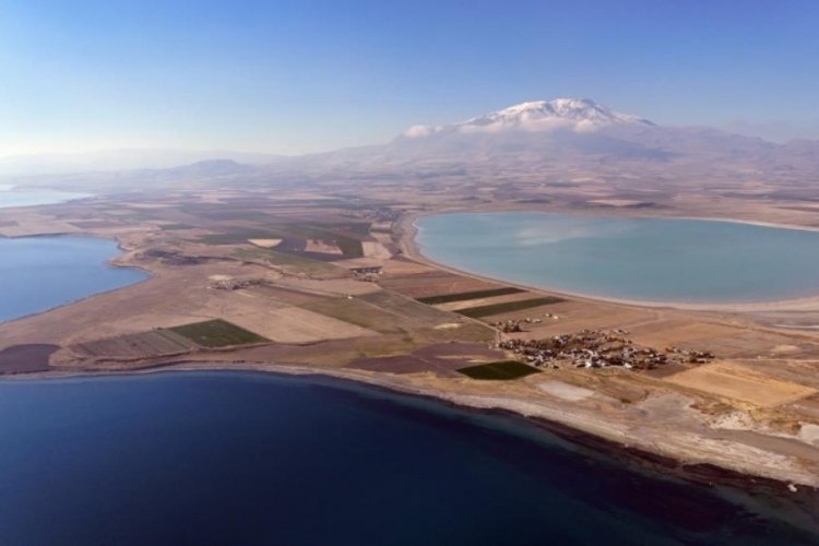 Van Gölü, Arin Gölü ve Süphan Dağı aynı kadraja girdi