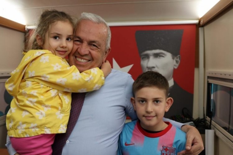 Bursa'da Başkan &Ouml;zdemir mahalle sakinleriyle buluştu