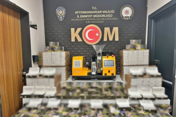 Polis sigara doldurma makinesi ele ge&ccedil;irdi