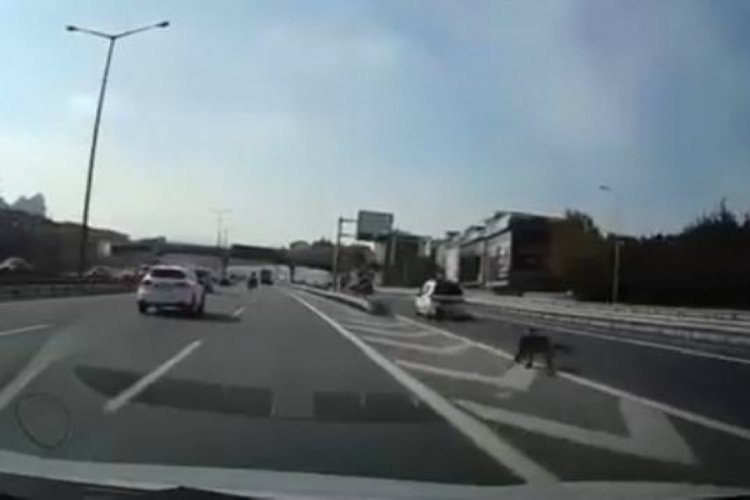 Sapağa son anda giren hafif ticari ara&ccedil; kazaya neden oldu!