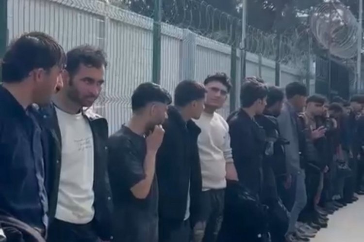 Sakarya'da 24 d&uuml;zensiz g&ouml;&ccedil;men yakalandı
