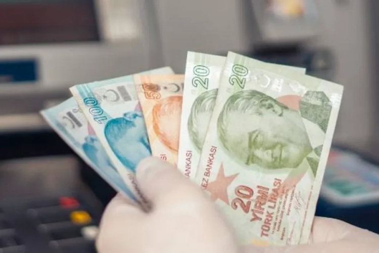 Emekliler sakın bu mesajlara tıklamayın! Promosyon dolandırıcıları iş başında