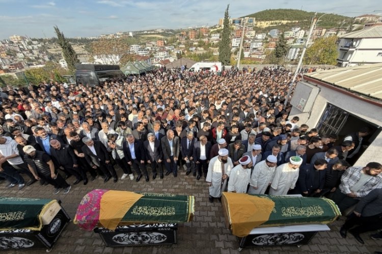 Kocaeli'deki tesiste &ouml;len 6 kişi, son yolculuklarına uğurlandı