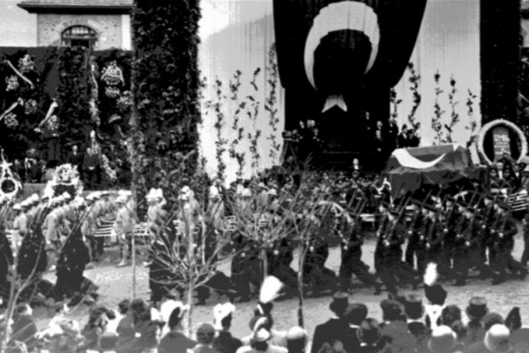 H&uuml;z&uuml;nl&uuml; oturumun tutanakları Meclis arşivlerinde