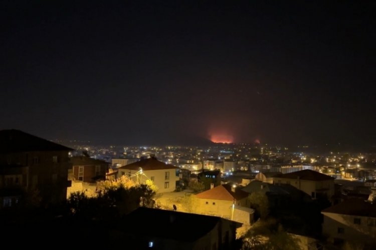 Kuş cenneti olan Nehil Sazlığı yanıyor: Yangın t&uuml;m il&ccedil;eden g&ouml;r&uuml;ld&uuml;