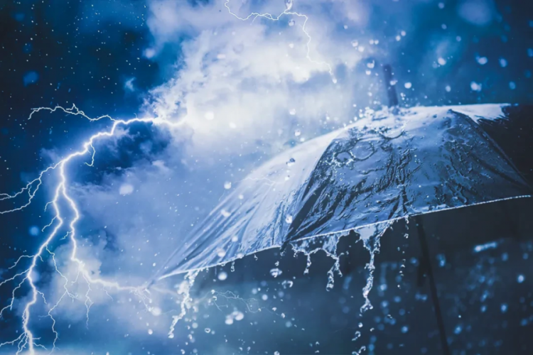 Meteoroloji g&uuml;n vererek uyardı! 6 il i&ccedil;in sağanak yağış alarmı: G&uuml;nlerce s&uuml;recek