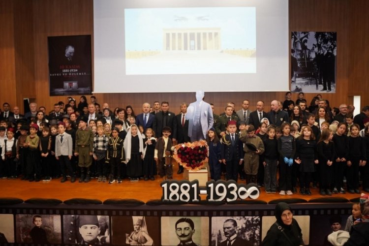 Orhangazi'de 10 Kasım Atat&uuml;rk'&uuml; anma programı yapıldı