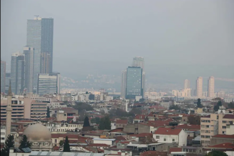 İzmir'de hava kirliliği alarmı