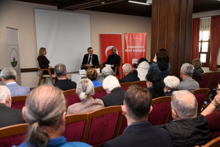 Osmangazi'de "Atat&uuml;rk'&uuml;n Yaşamı, D&uuml;ş&uuml;nceleri ve Cumhuriyet Mirası" paneli