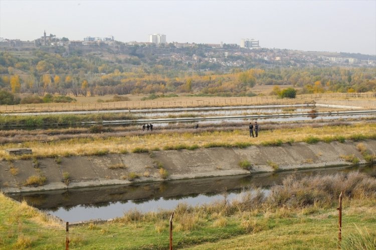 Kaybolan polis memurunu arama &ccedil;alışmaları s&uuml;r&uuml;yor