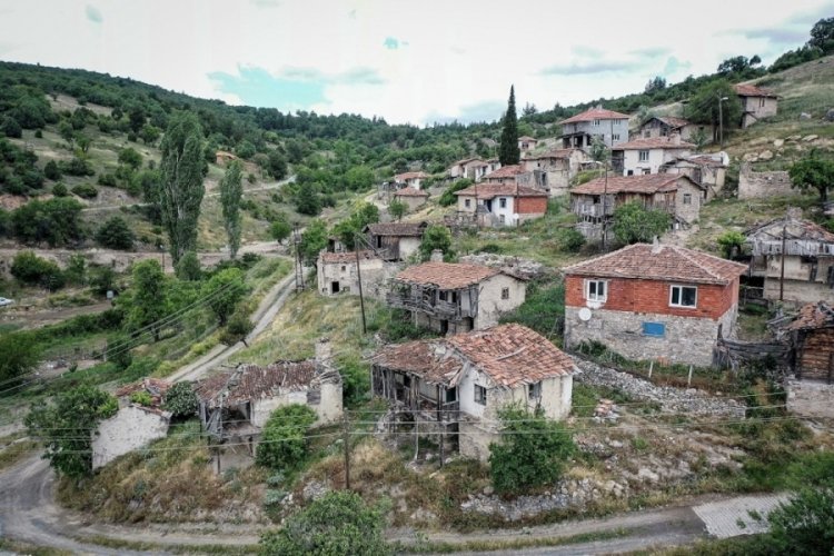 Bursa'da bir k&ouml;y&uuml;n sessizce yok oluş hikayesi! Haritadan silindi...