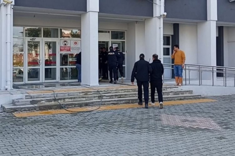 Fırından para &ccedil;alan iki ş&uuml;pheli tutuklandı