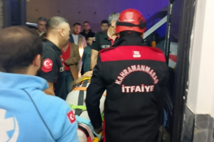 Asans&ouml;r 6. kattan yere &ccedil;akıldı!