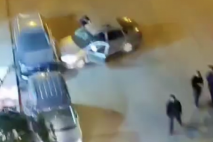 Adliye önünde silahlı saldırı! Yaralılar var...