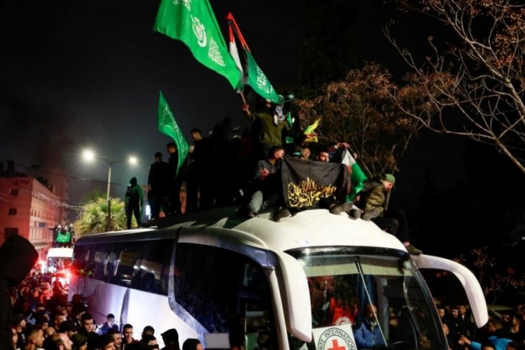 İsrail ordusunun Gazze'den alıkoyduğu 4 Filistinli serbest bırakıldı