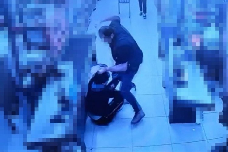 Marketteki 'şeker d&ouml;kme' kavgasında 3 kişi tutuklandı