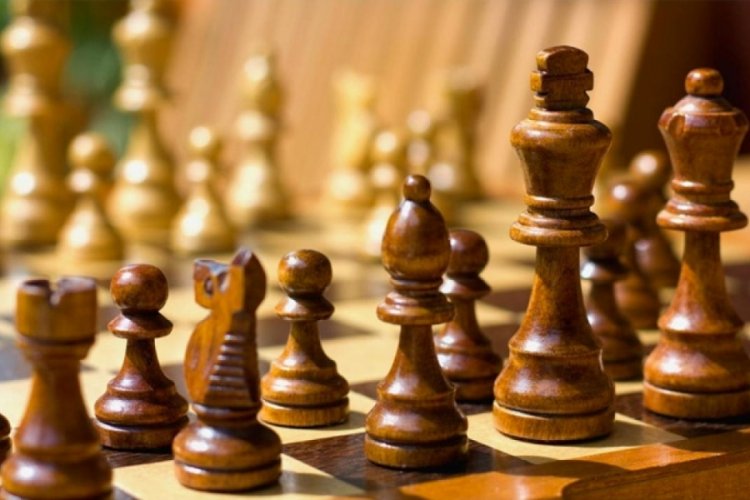 'Şeytan icadı' diyerek okulda satrancı yasakladılar