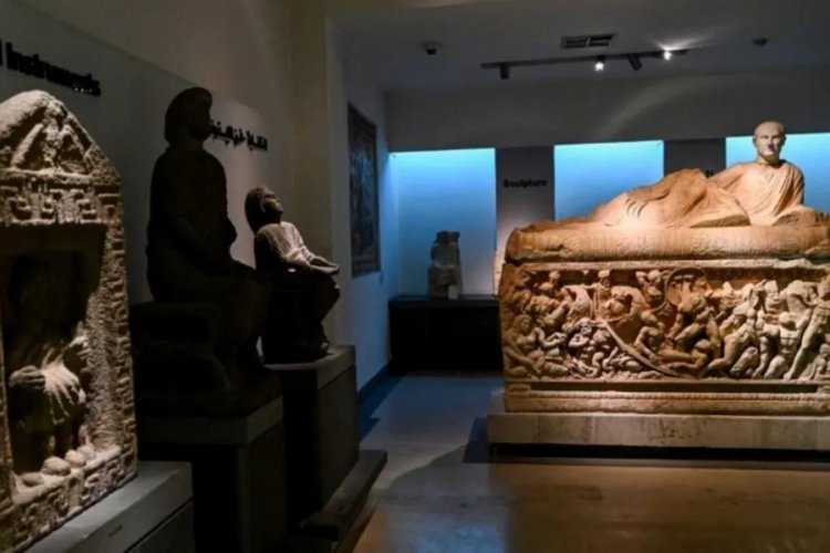 Şam Ulusal M&uuml;zesi'nde soygun: 6 heykel &ccedil;alındı