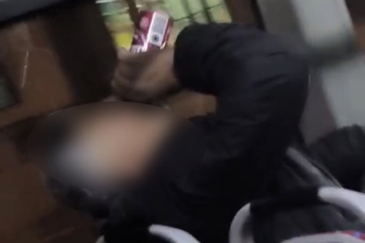 Halk otob&uuml;s&uuml;nde alkol rezaleti tepki &ccedil;ekti
