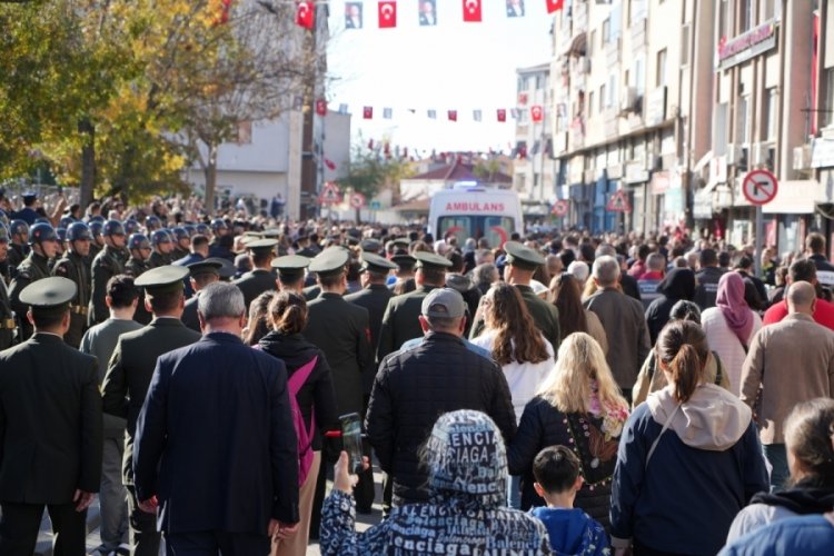 L&uuml;leburgaz şehidini son yolculuğuna uğurladı