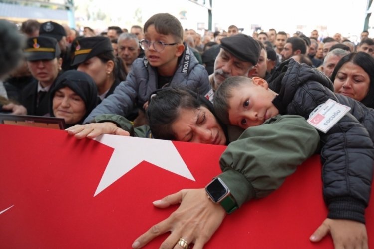 Şehit Burak &Ouml;zkan, memleketi Niğde'de toprağa verildi