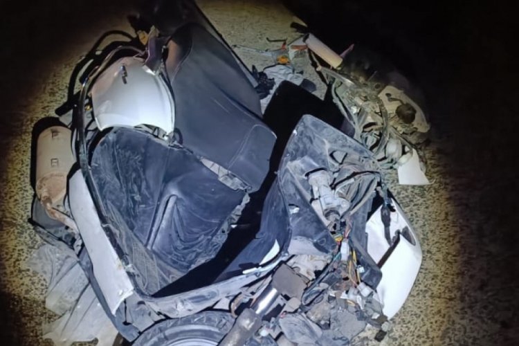 Ref&uuml;je &ccedil;arpıp devrilen motosikletin s&uuml;r&uuml;c&uuml;s&uuml; ağır yaralandı