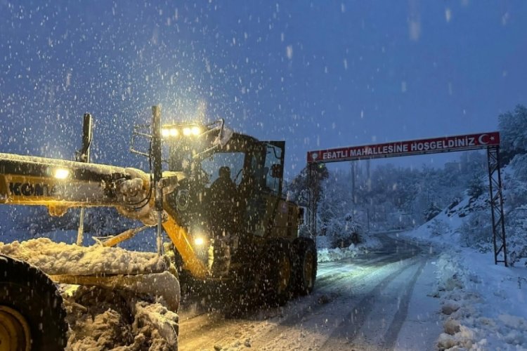 Ordu-Sivas kara yolu kar yağışı nedeniyle ulaşıma kapandı
