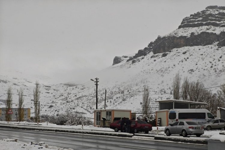 Malatya'da sağanak ve kar yağışı etkili oluyor