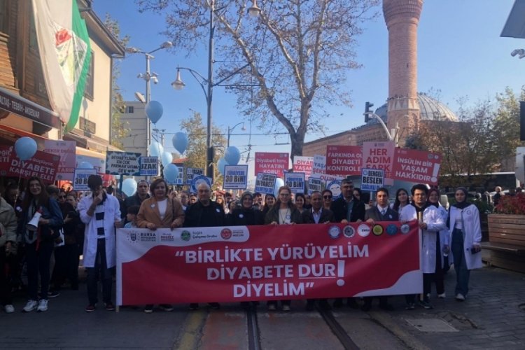 Bursalılar diyabet i&ccedil;in y&uuml;r&uuml;d&uuml;! Farkındalık sokaklara taştı...