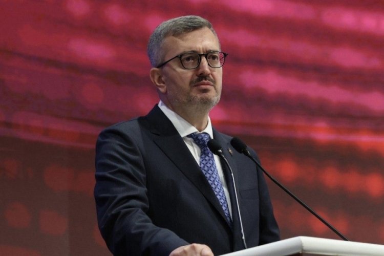 İletişim Başkanı Duran, Sezai Karako&ccedil;'u andı