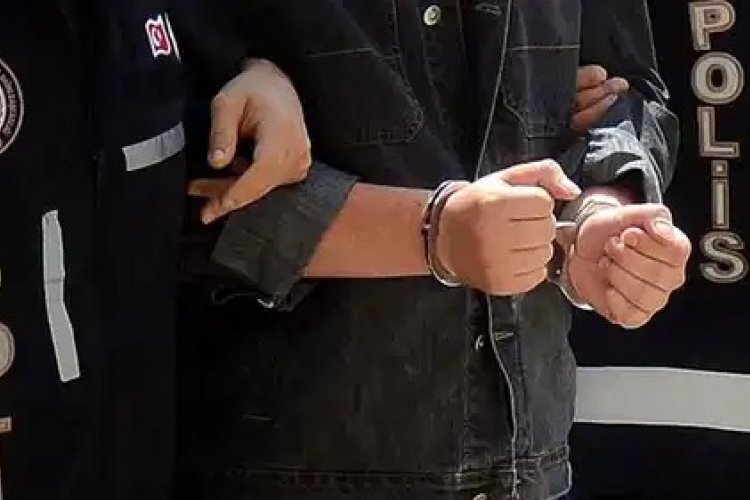 Sosyal medyada silahlı fotoğraf paylaşanlara operasyon! G&ouml;zaltılar var!
