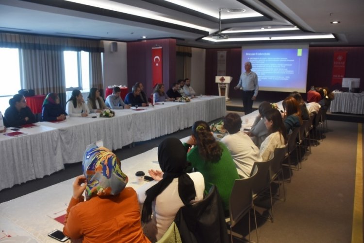 Hayat Hastanesi eğitim faaliyetlerini s&uuml;rd&uuml;r&uuml;yor