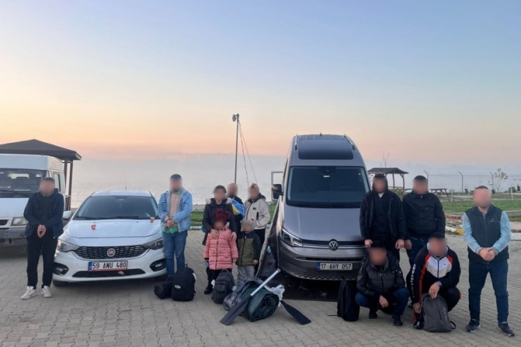 Tekirdağ'da 20 d&uuml;zensiz g&ouml;&ccedil;men yakalandı