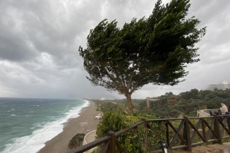Batı Karadeniz, Marmara ve Kuzey Ege i&ccedil;in fırtına uyarısı