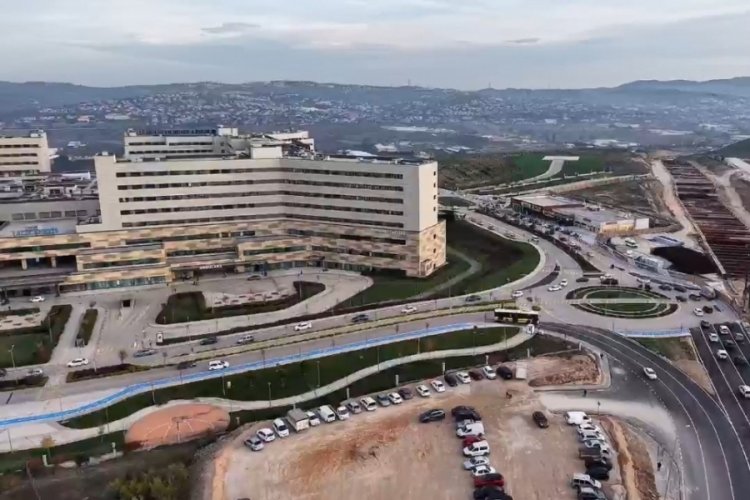 Bursa Şehir Hastanesi'nde park sorunu &ccedil;&ouml;z&uuml;ld&uuml;!