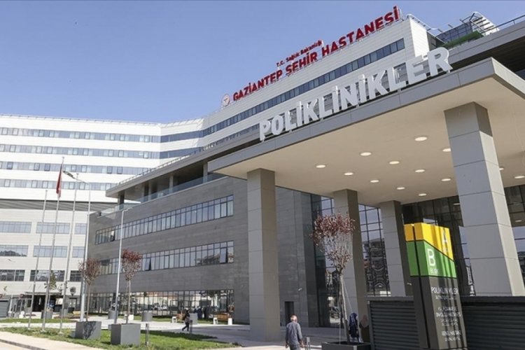 Hastaneye gitti, 66 yıl sonra ters olduğunu &ouml;ğrendi!